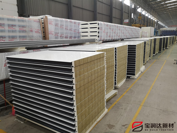 聚氨酯側(cè)封巖棉板防火等級(jí)多少？